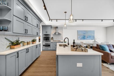 3107 South Giles Avenue Chicago IL 60616