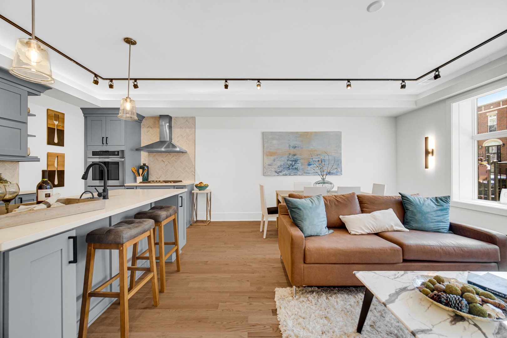 3107 South Giles Avenue Chicago IL 60616