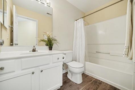 2906 Stonewater Drive Naperville IL 60564