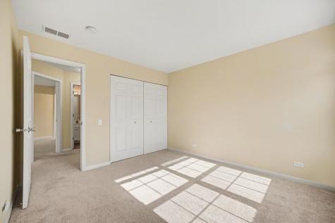 2906 Stonewater Drive Naperville IL 60564