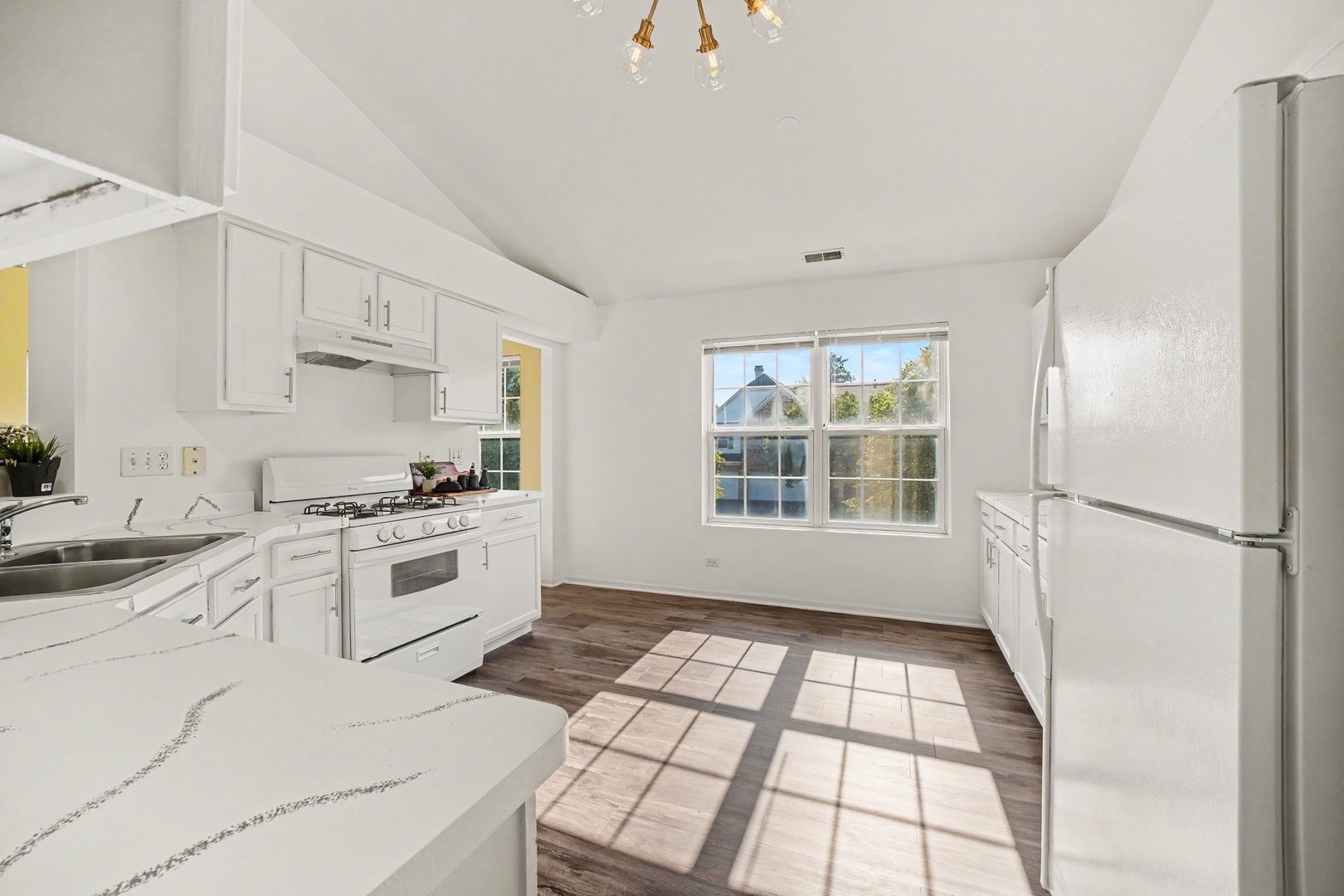 2906 Stonewater Drive Naperville IL 60564
