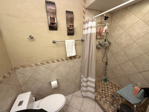 9375 Landings Lane Des Plaines IL 60016