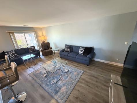 9375 Landings Lane Des Plaines IL 60016