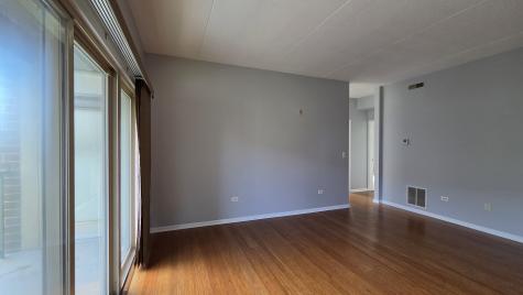 715 Astor Lane Wheeling IL 60090