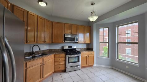 715 Astor Lane Wheeling IL 60090