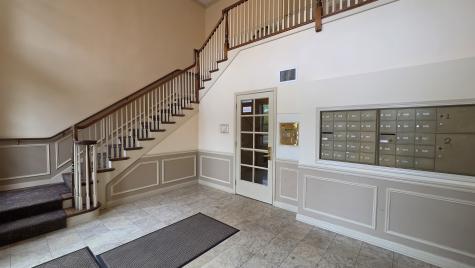 715 Astor Lane Wheeling IL 60090