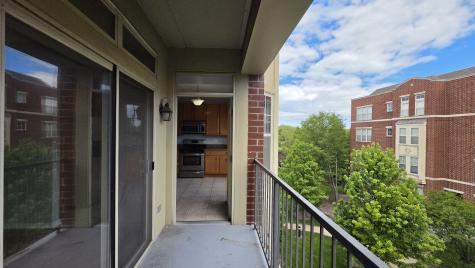 715 Astor Lane Wheeling IL 60090