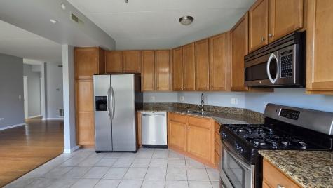 715 Astor Lane Wheeling IL 60090