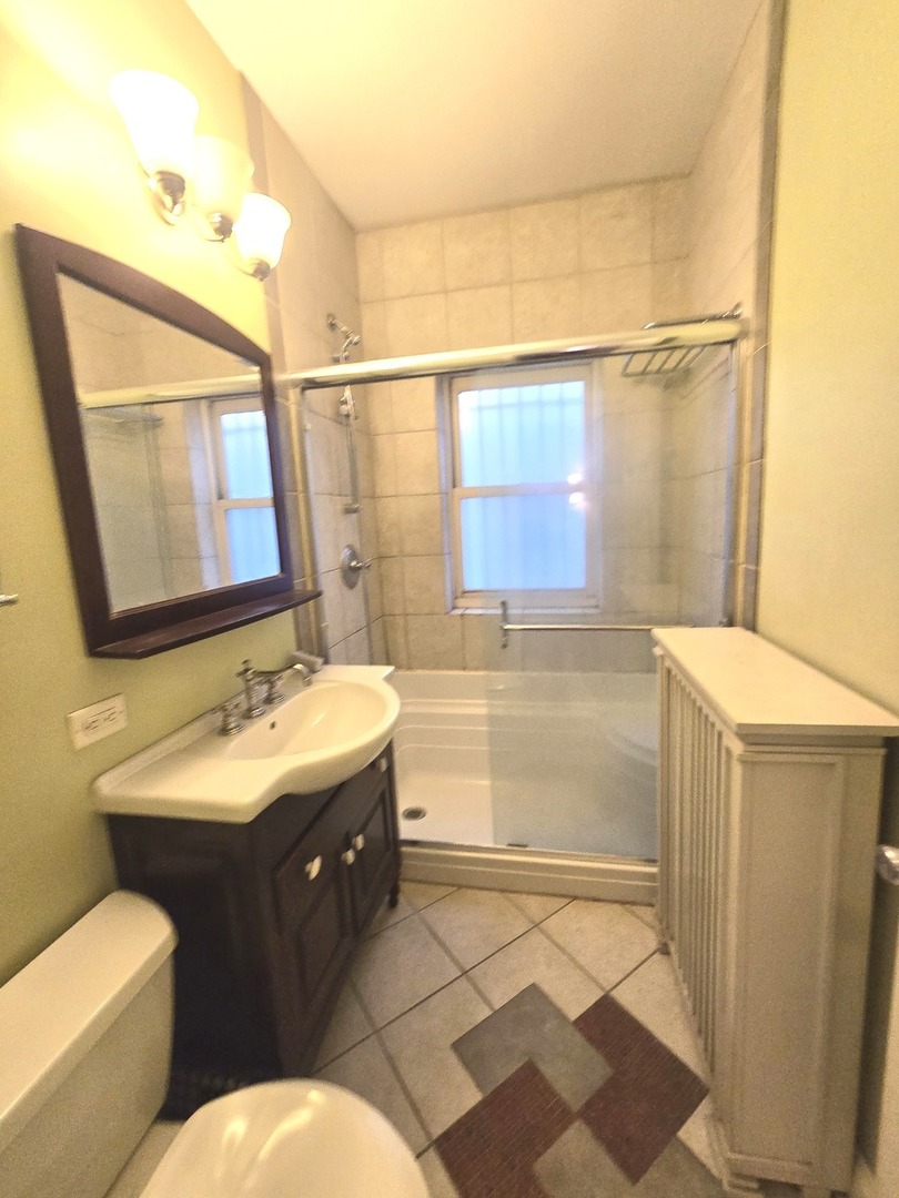 548 West Brompton Avenue Chicago IL 60657