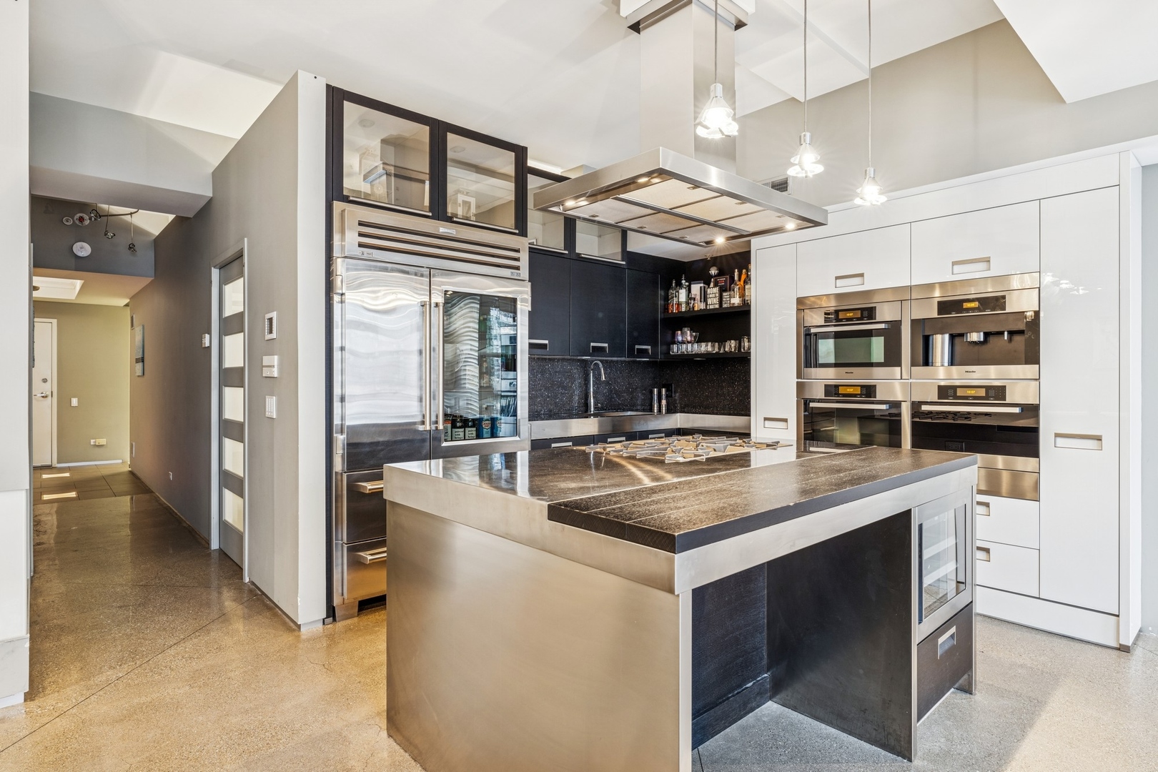 165 North Canal Street Chicago IL 60606