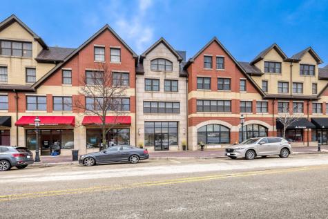 10 East Burlington Street Riverside IL 60546