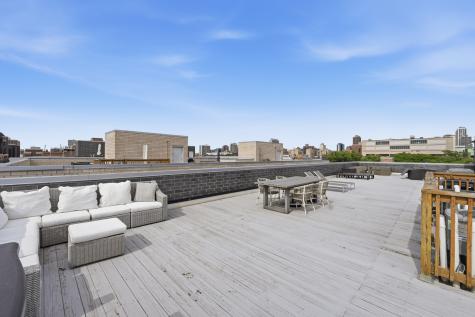 2825 North Halsted Street Chicago IL 60657