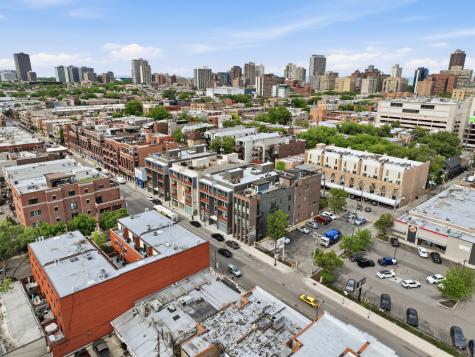 2825 North Halsted Street Chicago IL 60657