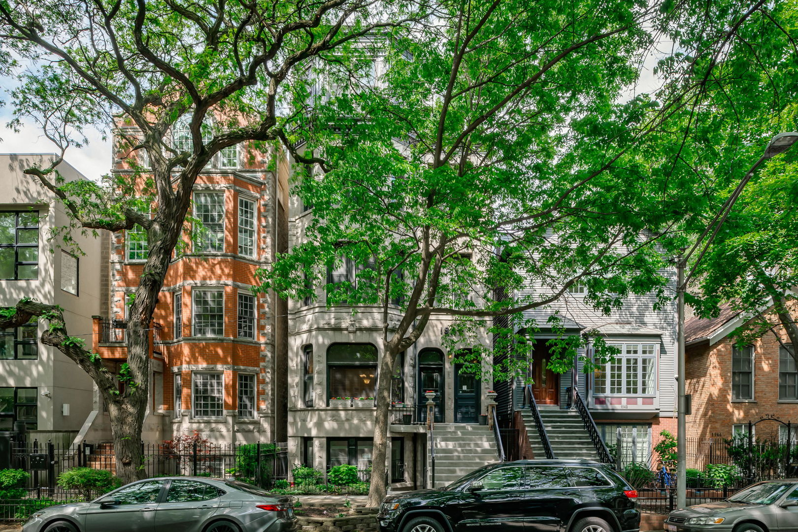 1940 North Cleveland Avenue Chicago IL 60614