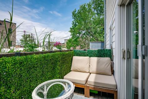 1940 North Cleveland Avenue Chicago IL 60614