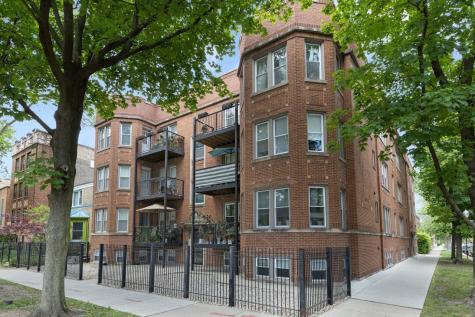 2935 West Rosemont Avenue Chicago IL 60659