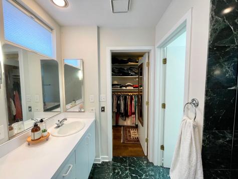 2717 North Lehmann Court Chicago IL 60614