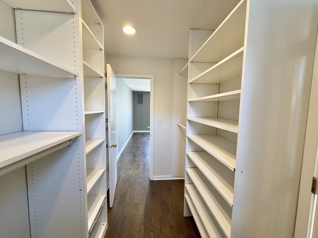2717 North Lehmann Court Chicago IL 60614