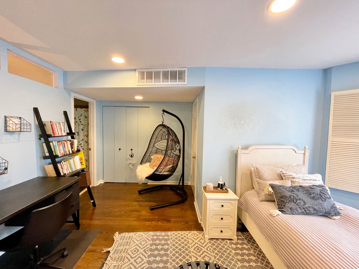 2717 North Lehmann Court Chicago IL 60614