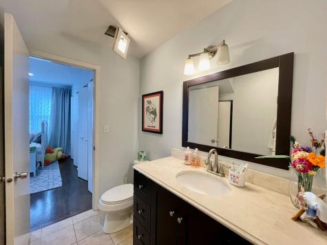 2717 North Lehmann Court Chicago IL 60614