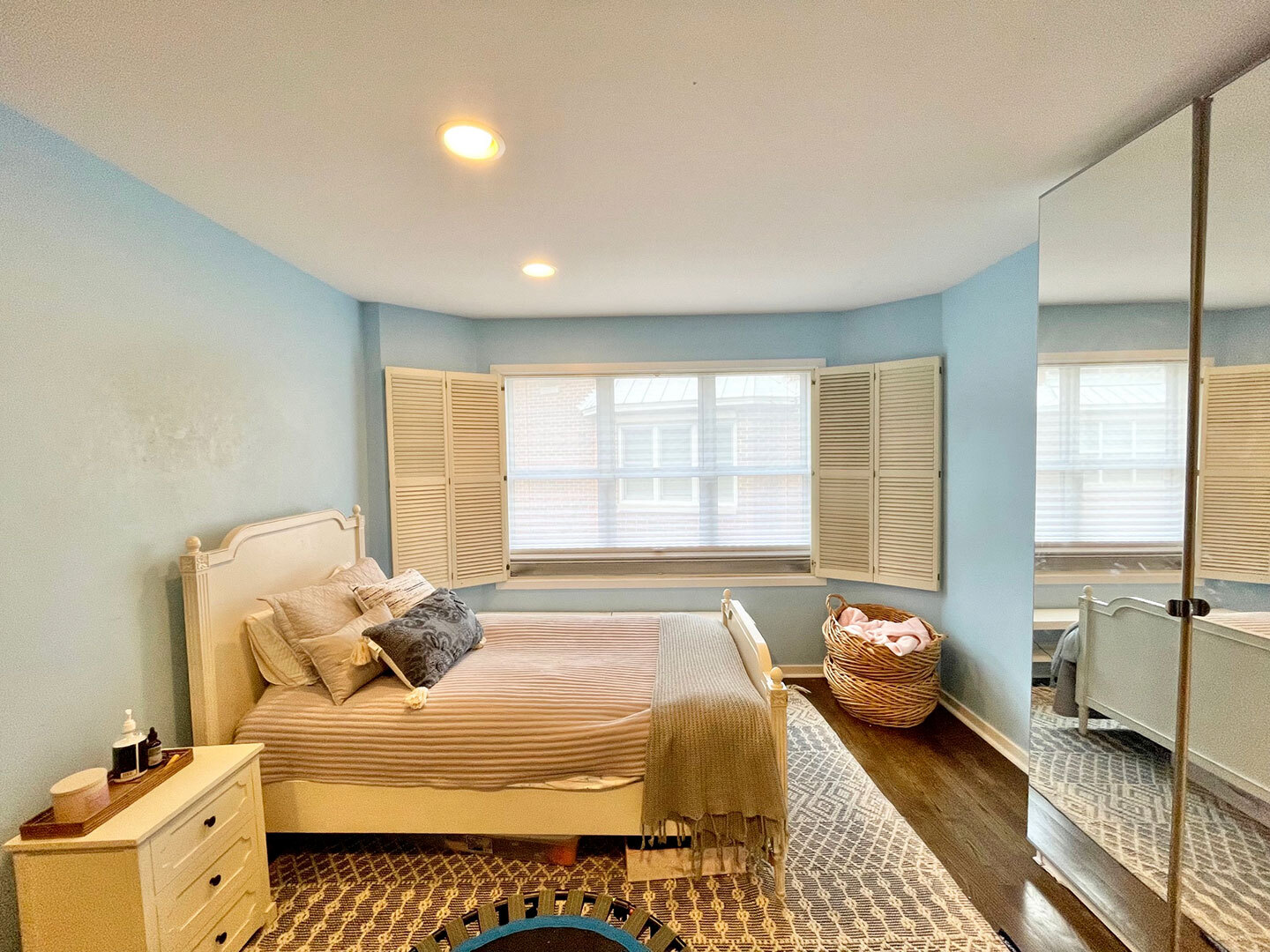 2717 North Lehmann Court Chicago IL 60614