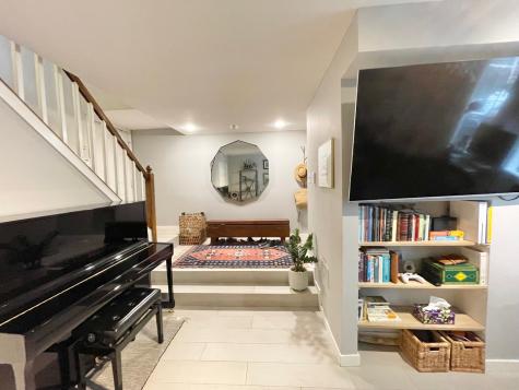 2717 North Lehmann Court Chicago IL 60614