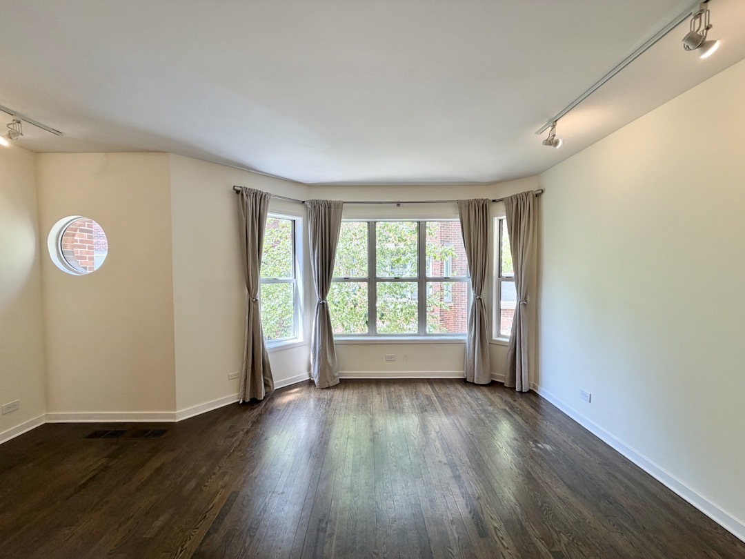 2717 North Lehmann Court Chicago IL 60614