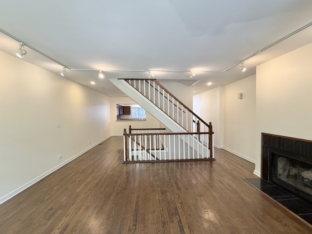 2717 North Lehmann Court Chicago IL 60614