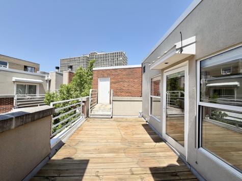 2717 North Lehmann Court Chicago IL 60614