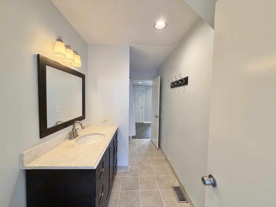 2717 North Lehmann Court Chicago IL 60614