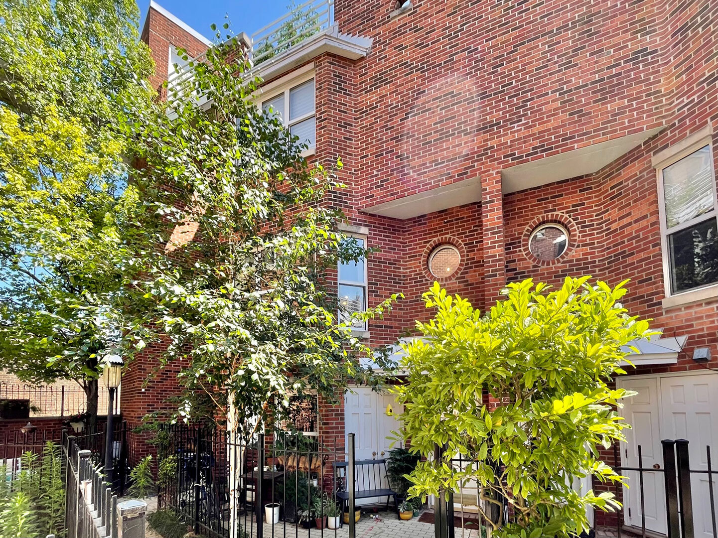 2717 North Lehmann Court Chicago IL 60614