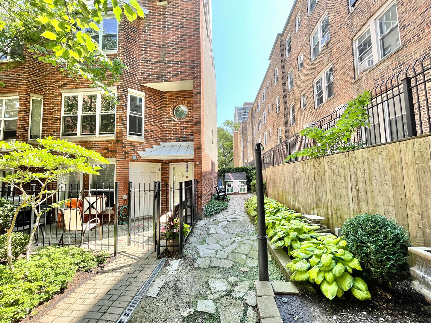 2717 North Lehmann Court Chicago IL 60614