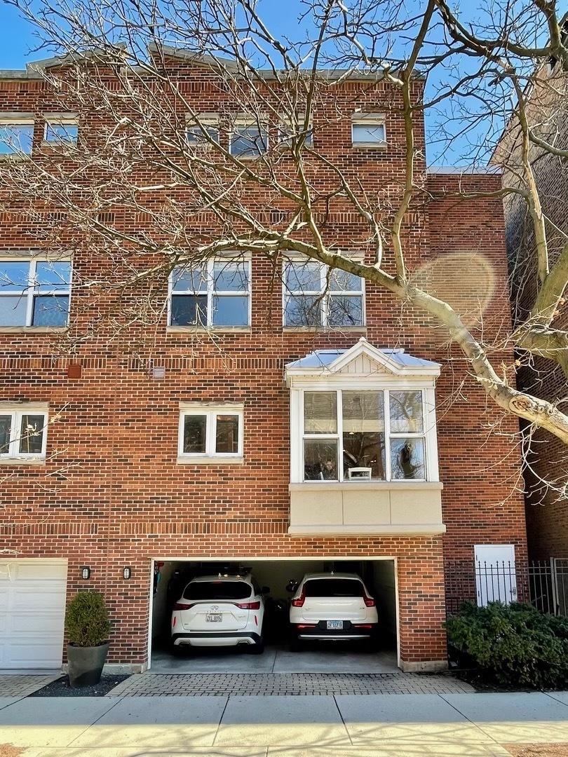 2717 North Lehmann Court Chicago IL 60614