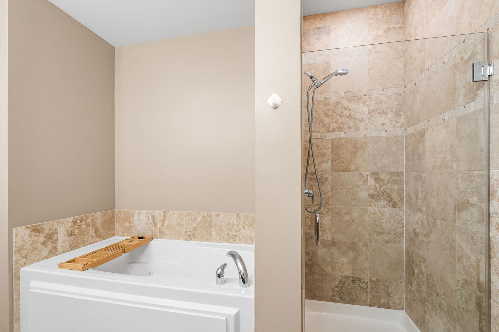 3140 North Sheffield Avenue Chicago IL 60657