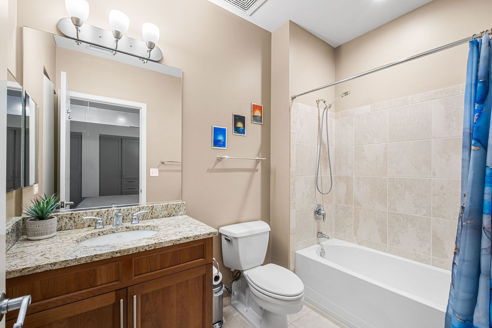 3140 North Sheffield Avenue Chicago IL 60657