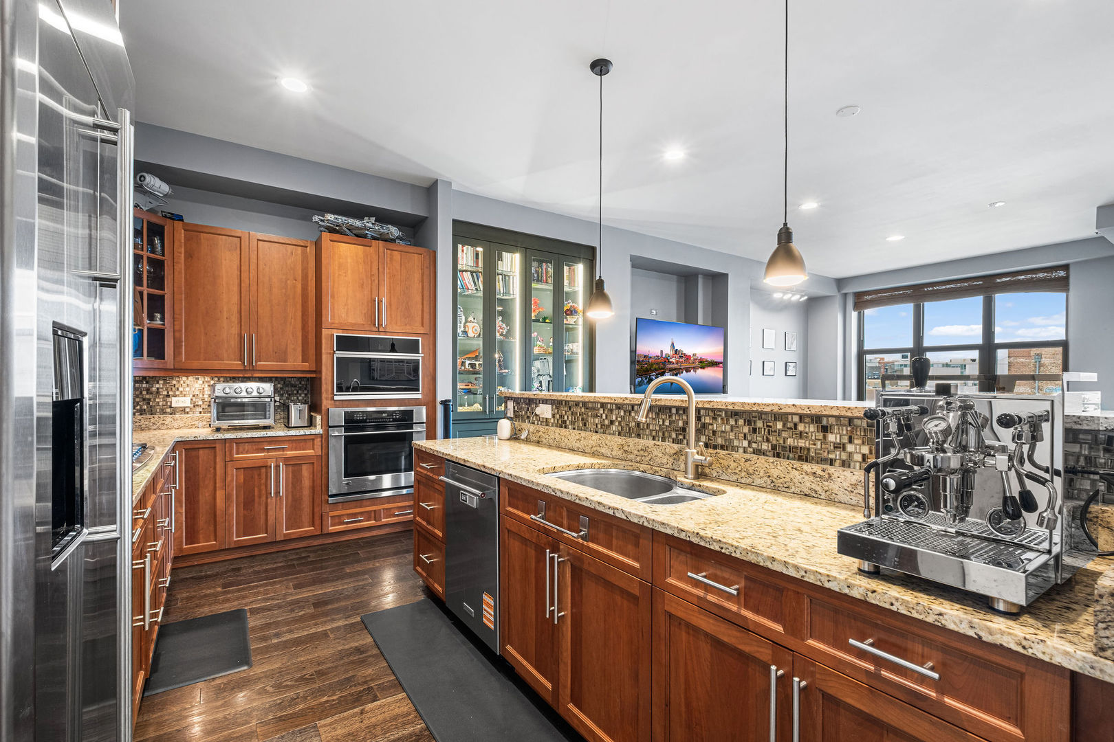 3140 North Sheffield Avenue Chicago IL 60657