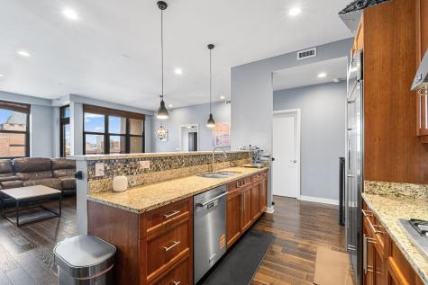 3140 North Sheffield Avenue Chicago IL 60657