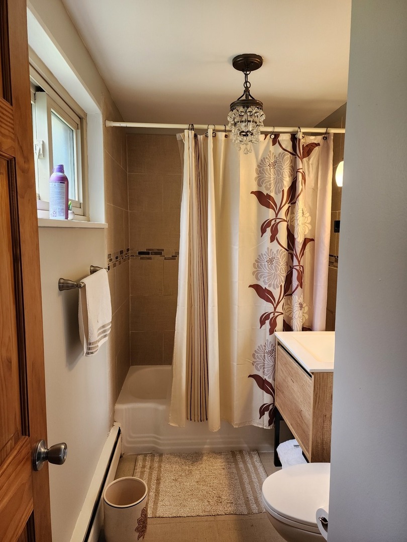 2022 West 111th Street Chicago IL 60643