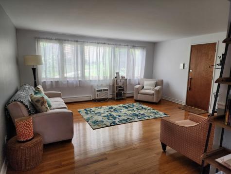 2022 West 111th Street Chicago IL 60643