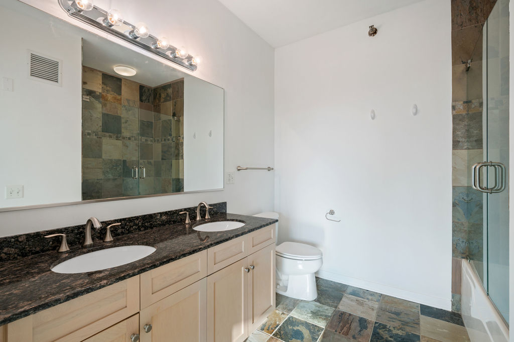 757 North Orleans Street Chicago IL 60654