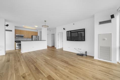 757 North Orleans Street Chicago IL 60654