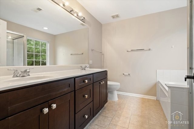 452 Jamestown Court Aurora IL 60502