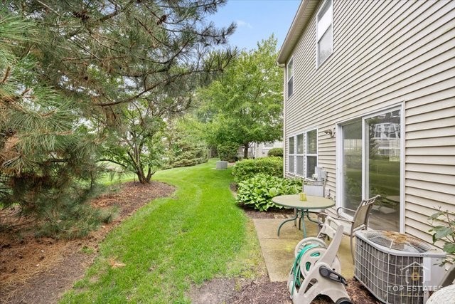 452 Jamestown Court Aurora IL 60502