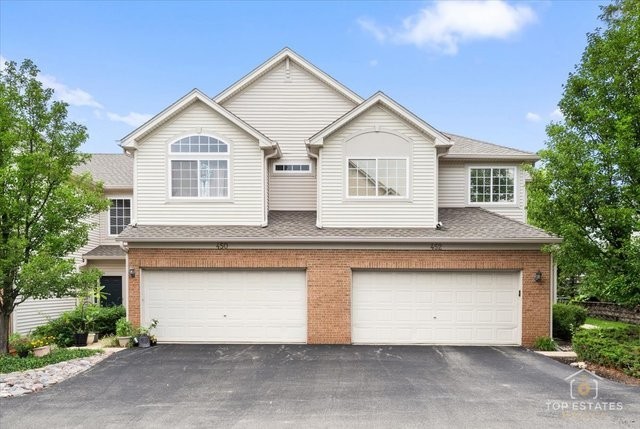 452 Jamestown Court Aurora IL 60502