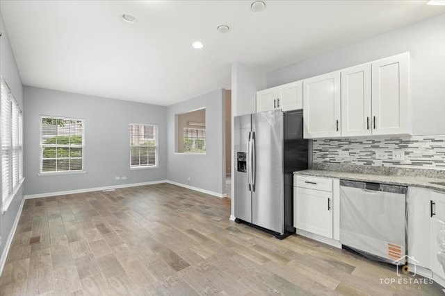 452 Jamestown Court Aurora IL 60502