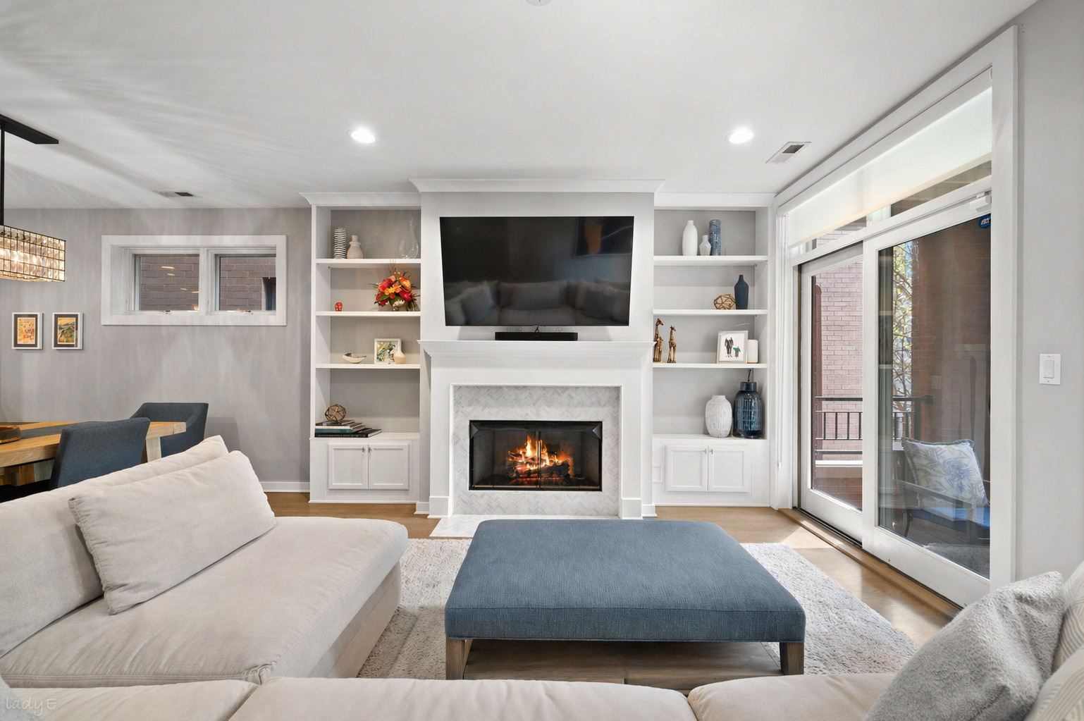 689 North Peoria Street Chicago IL 60642