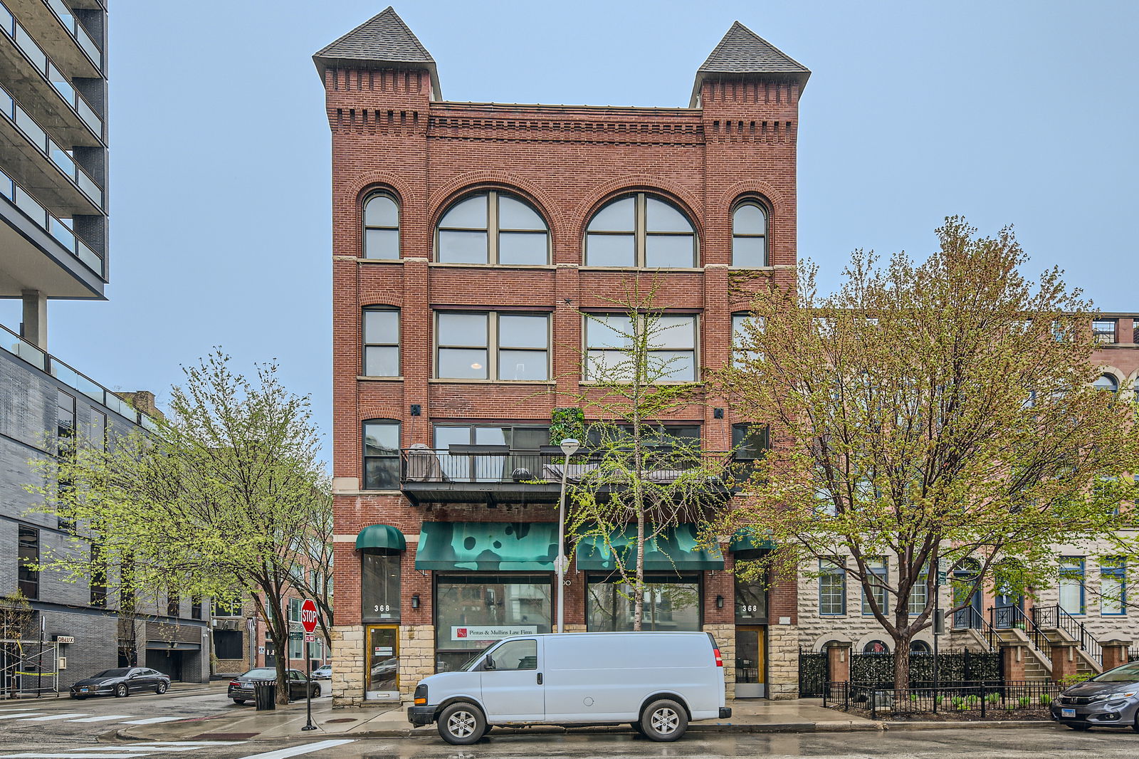 368 West Huron Street Chicago IL 60654