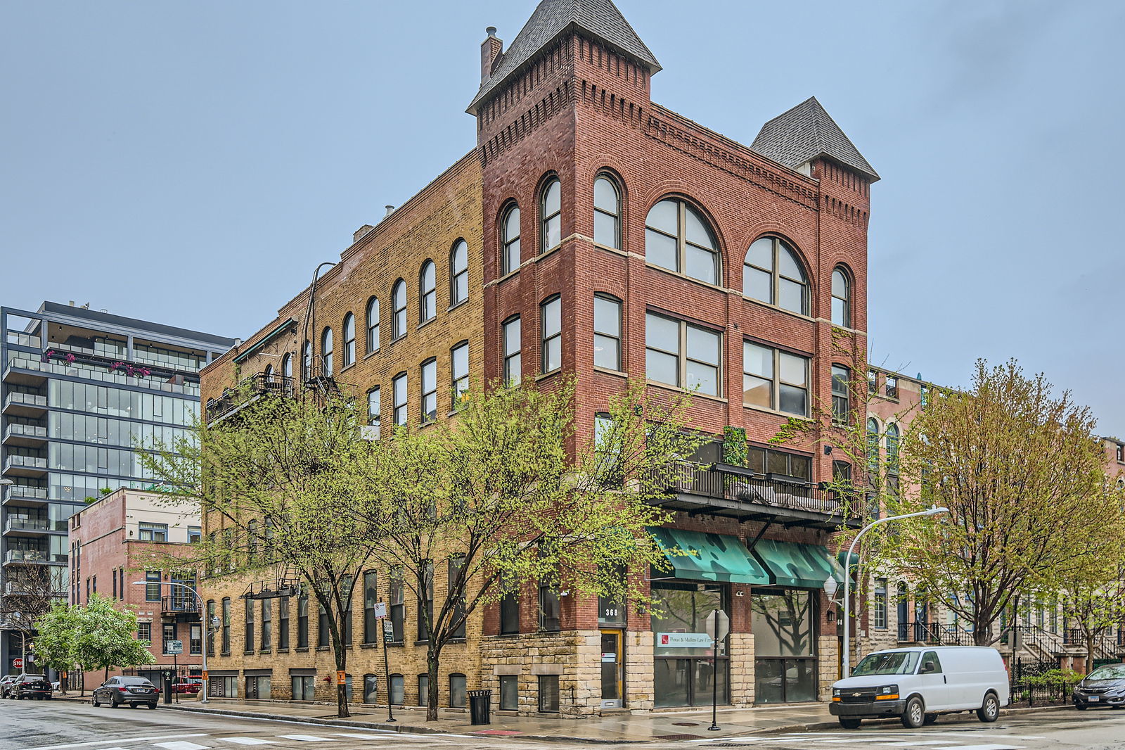368 West Huron Street Chicago IL 60654