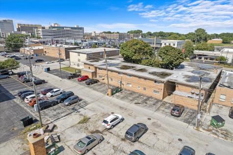 4211 West 95th Street Oak Lawn IL 60453