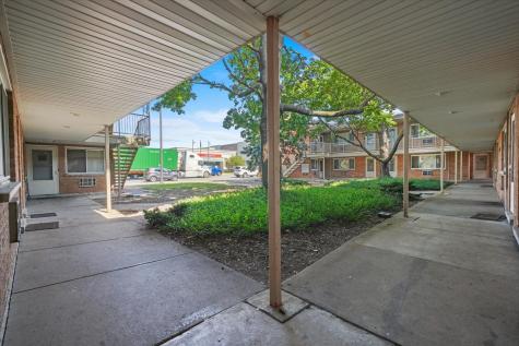 4211 West 95th Street Oak Lawn IL 60453